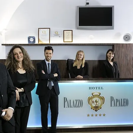 Palazzo Papaleo Отель Отранто