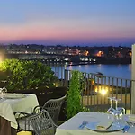 Palazzo Papaleo 5*