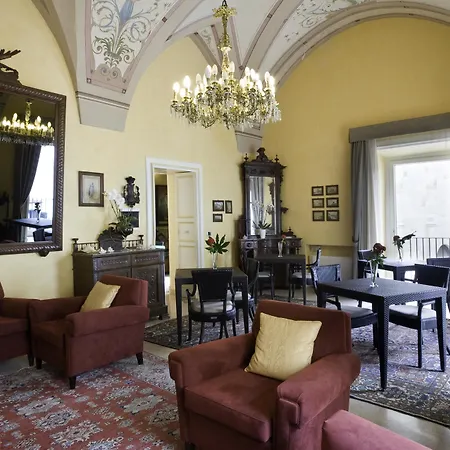 Palazzo Papaleo Otel