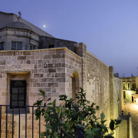 Palazzo Papaleo אוטרנטו