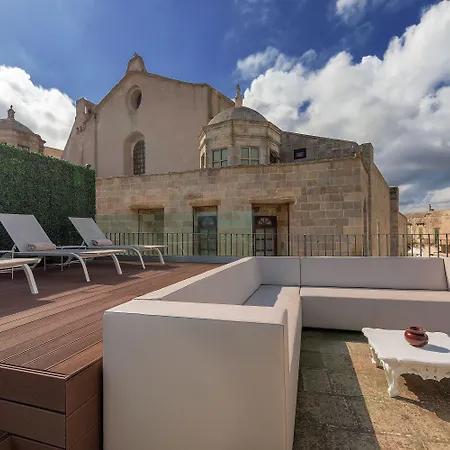 מלון Palazzo Papaleo