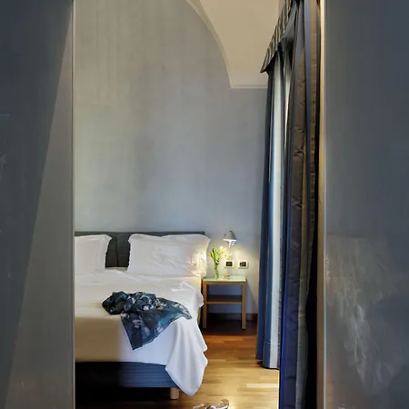 Palazzo Papaleo Hotel