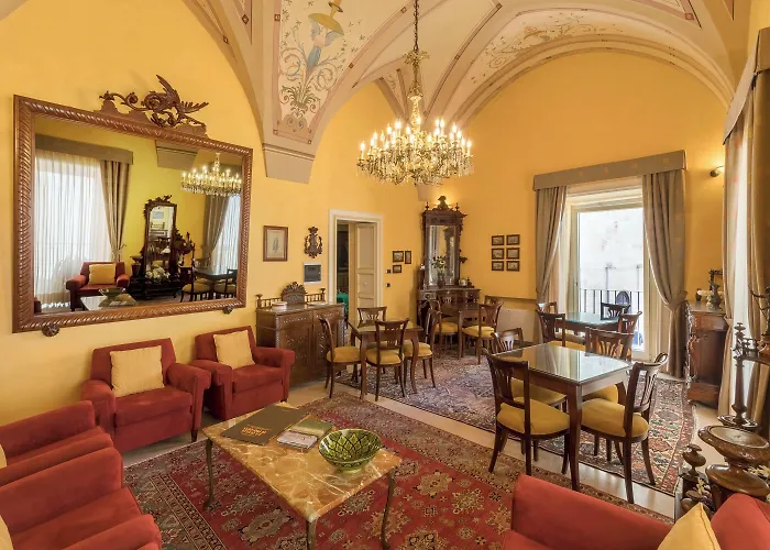 Hotell Palazzo Papaleo 5*